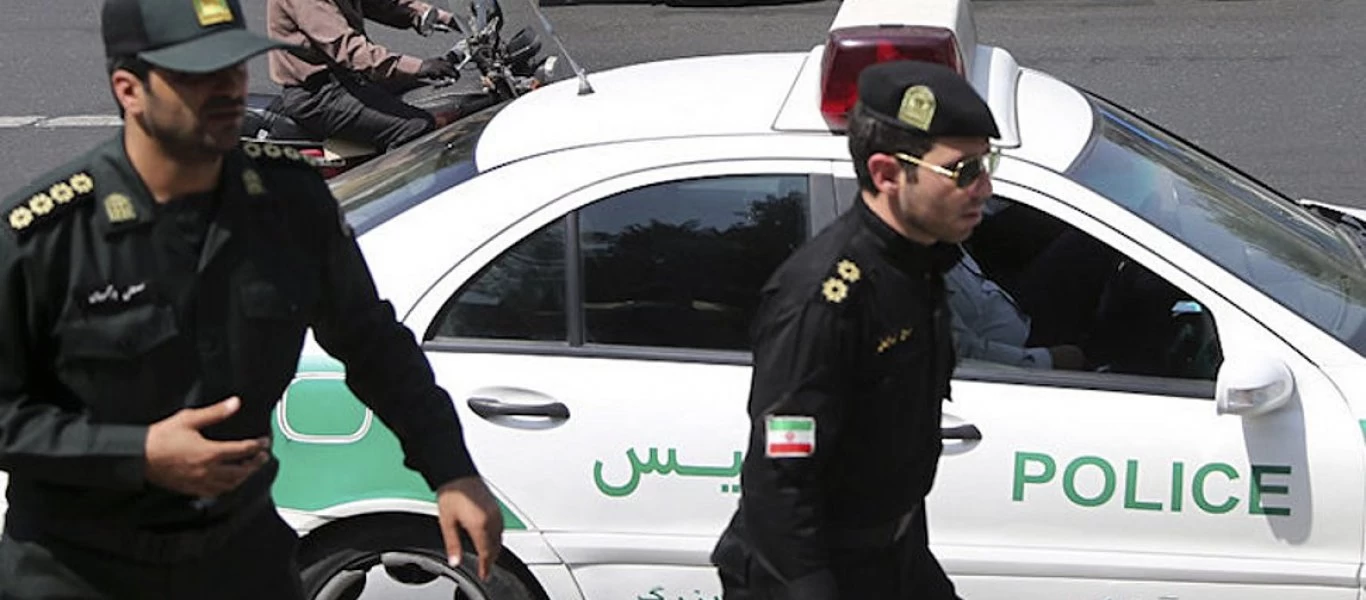 Η αστυνομία του Ιράν συνέλαβε 19 ανθρώπους που ύψωσαν λάβαρο των Ταλιμπάν